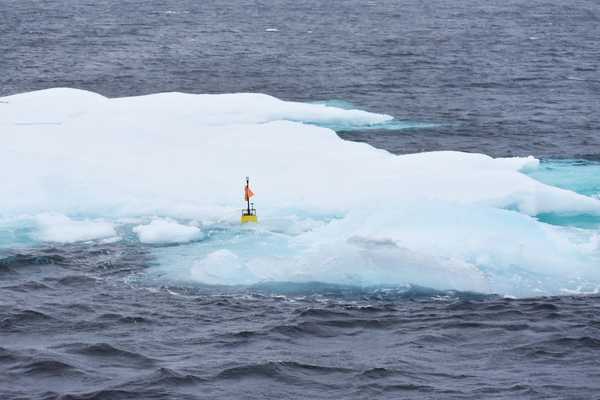 Image of the SWIFT buoy